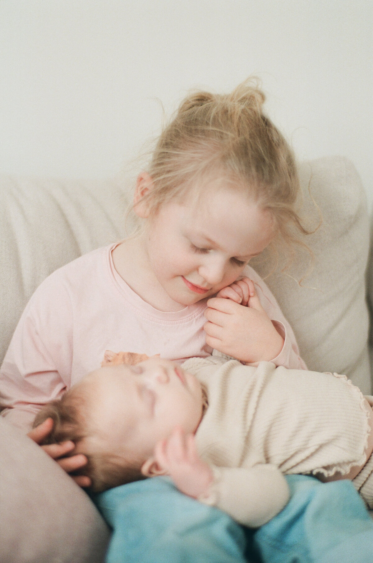 newborn_film_photographer_waterloo4