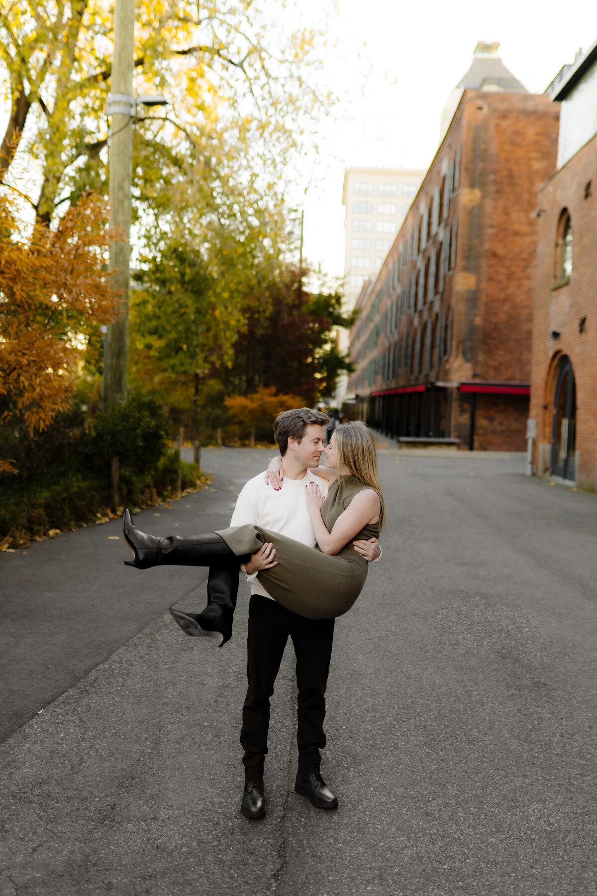 Brooklyn Bridge Engagement Photos 60