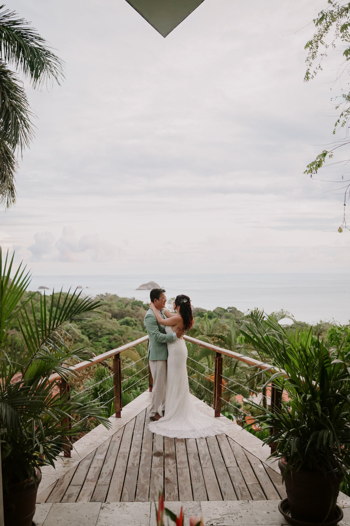 Nicolle-y-Taylor-Manuela-Antonio-Costa-Rica-Wedding-Planner-66
