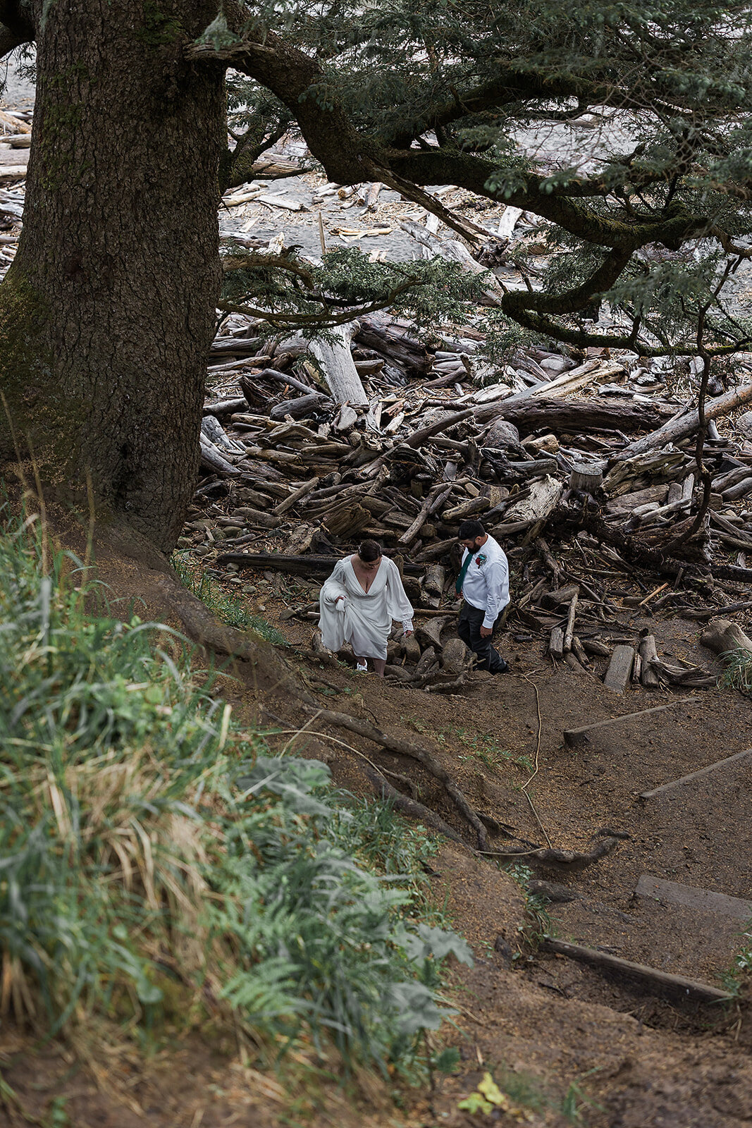 Final_Seaview Washington Elopement - Tara Nichole Photo - 2024 - Lauren and Jarrod-173
