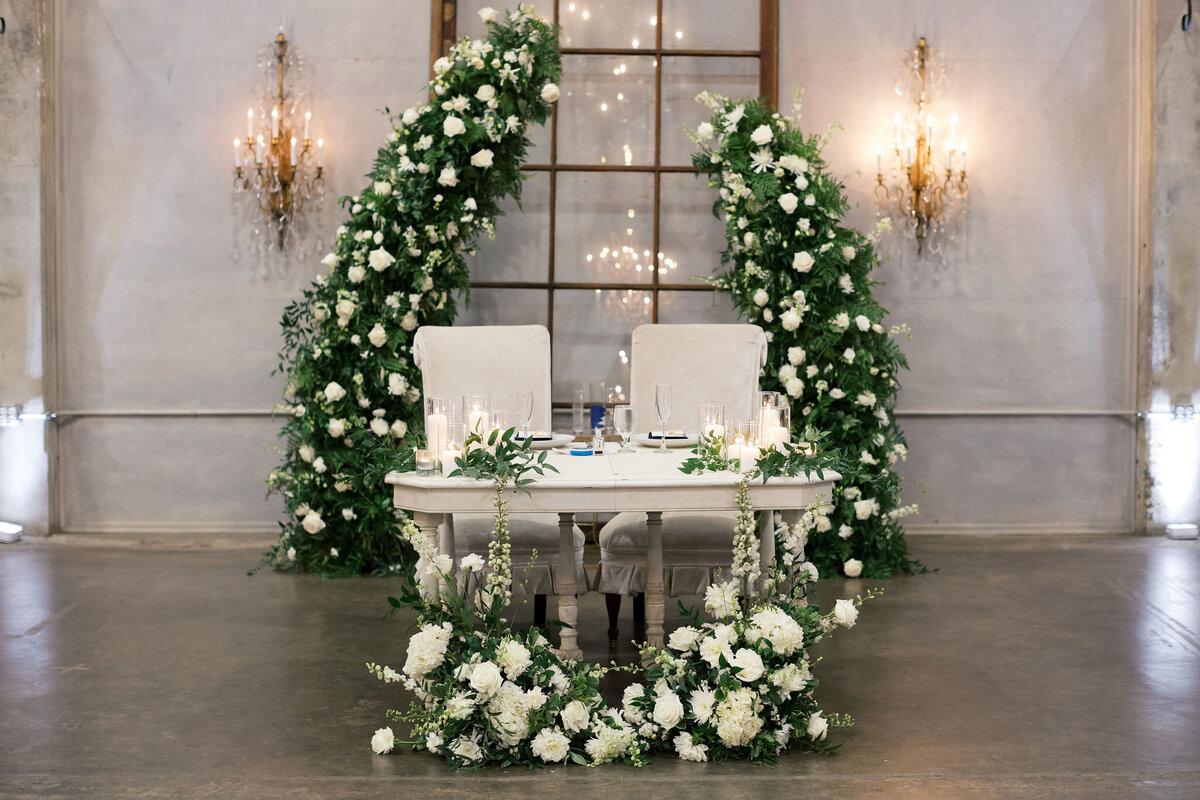 Caitlin&BrianWedding_Reception_IvoryBlushPhotography13