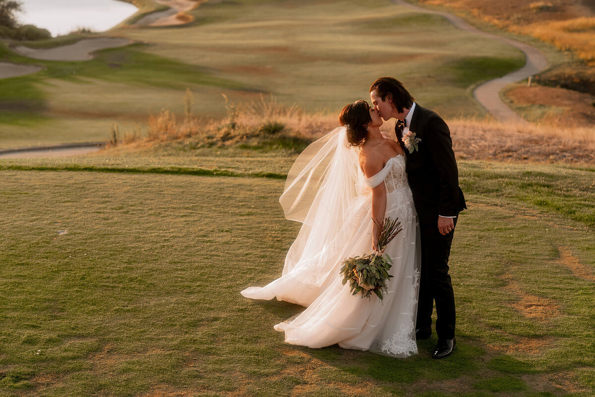 Poppy Ridge Golf Course Wedding (17)