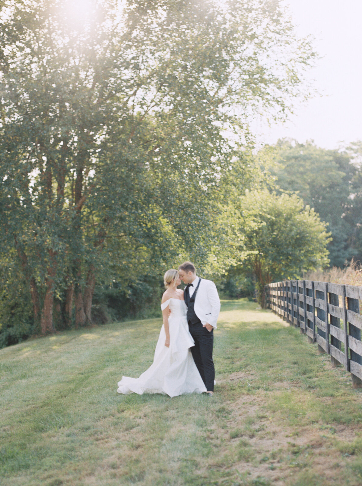 Kentucky Wedding Fall Bride and Groom Burman Photography-11