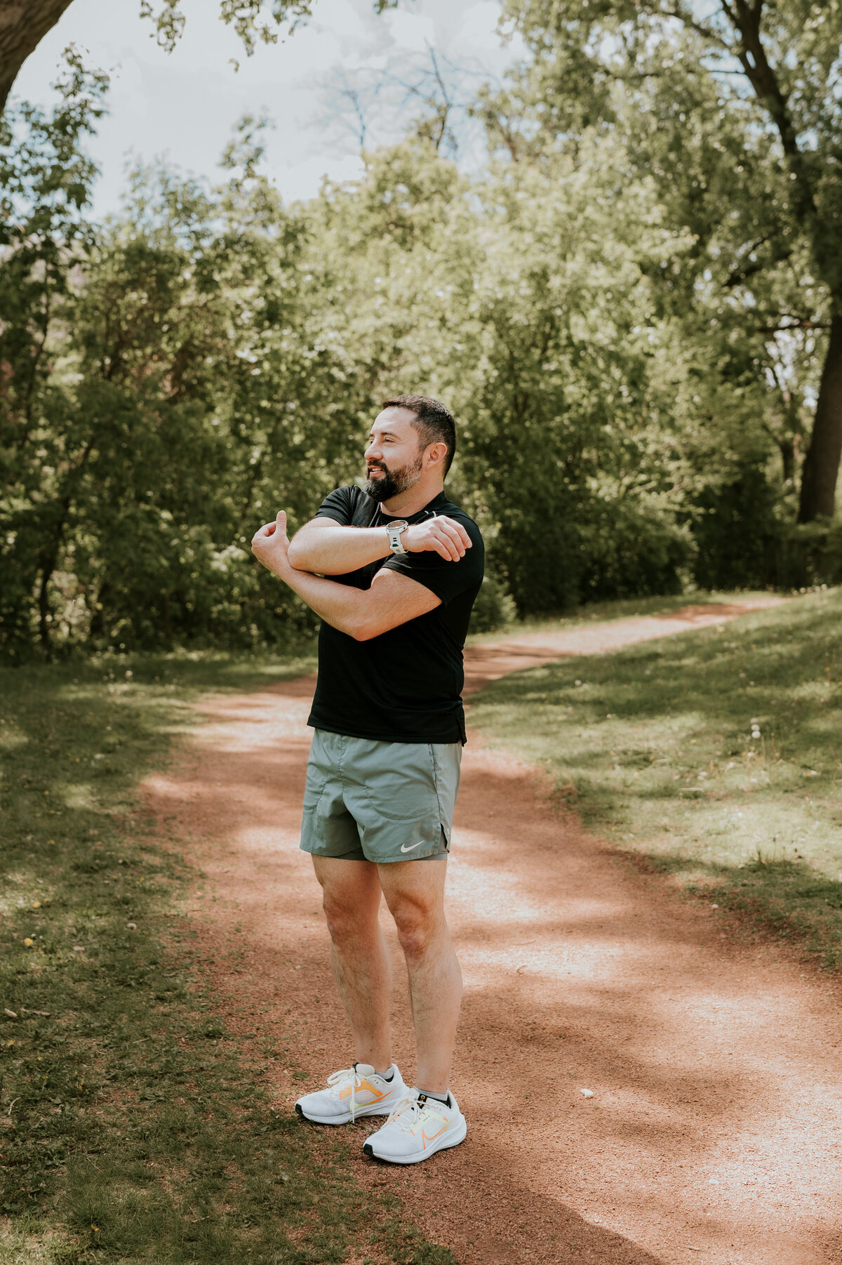 Professional active lifestyle dating portrait of a Minneapolis man, taken by a local dating photographer to highlight his fitness-forward lifestyle.