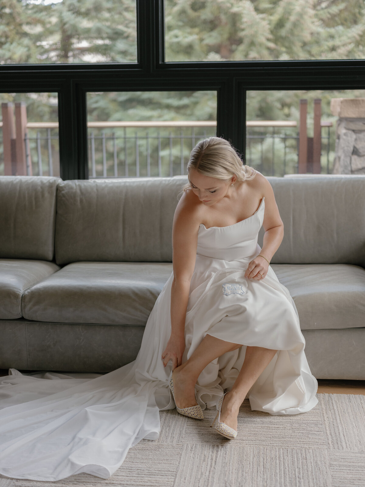Duffy-Wedding-Getting Ready-Kelli-Christine-Photo-64