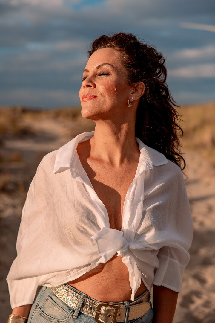 Ondernemer tijdens een branding fotoshoot met business fotograaf Joy van der Valk