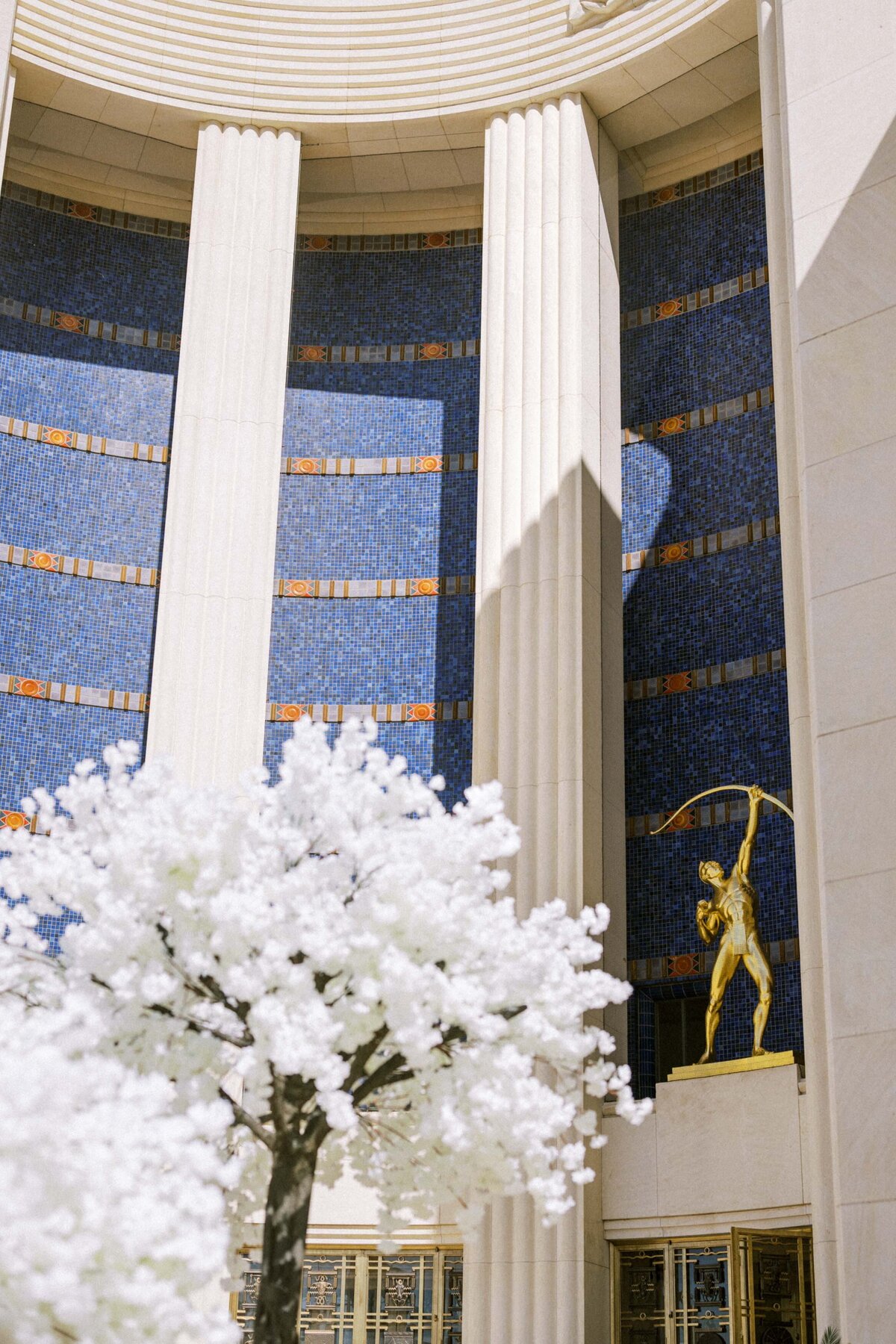 hall-of-state-exterior-detail