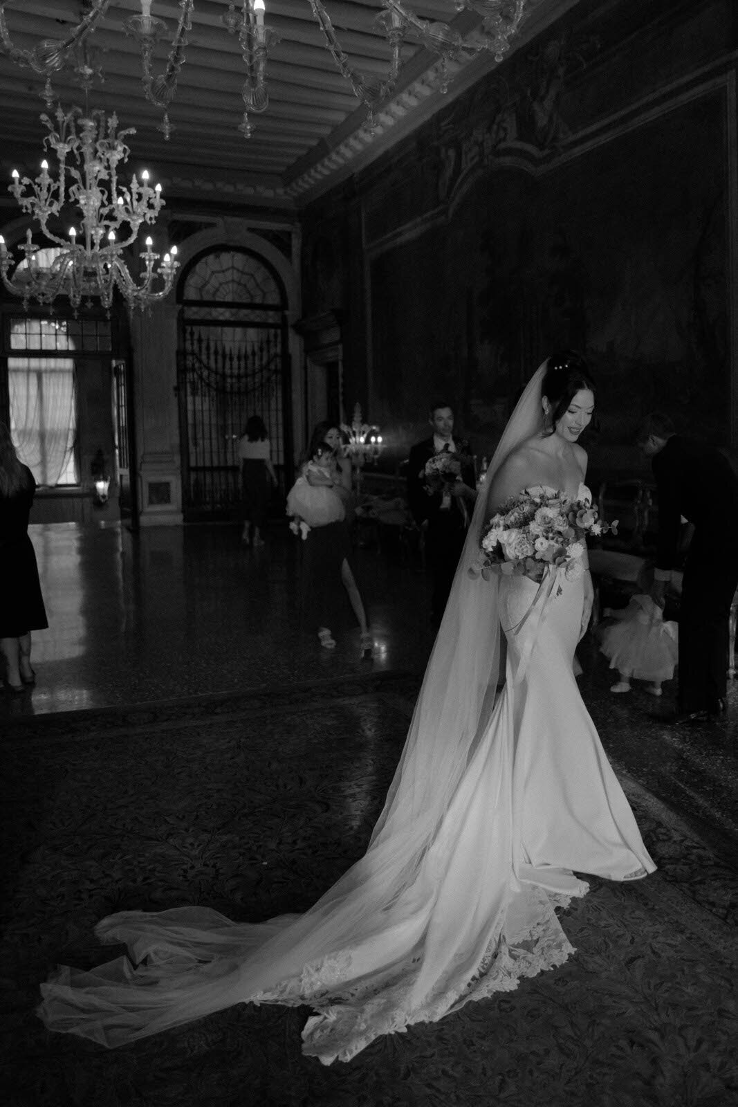 Flora_And_Grace_Venice_Editorial_Wedding_Photographer (48 von 198)