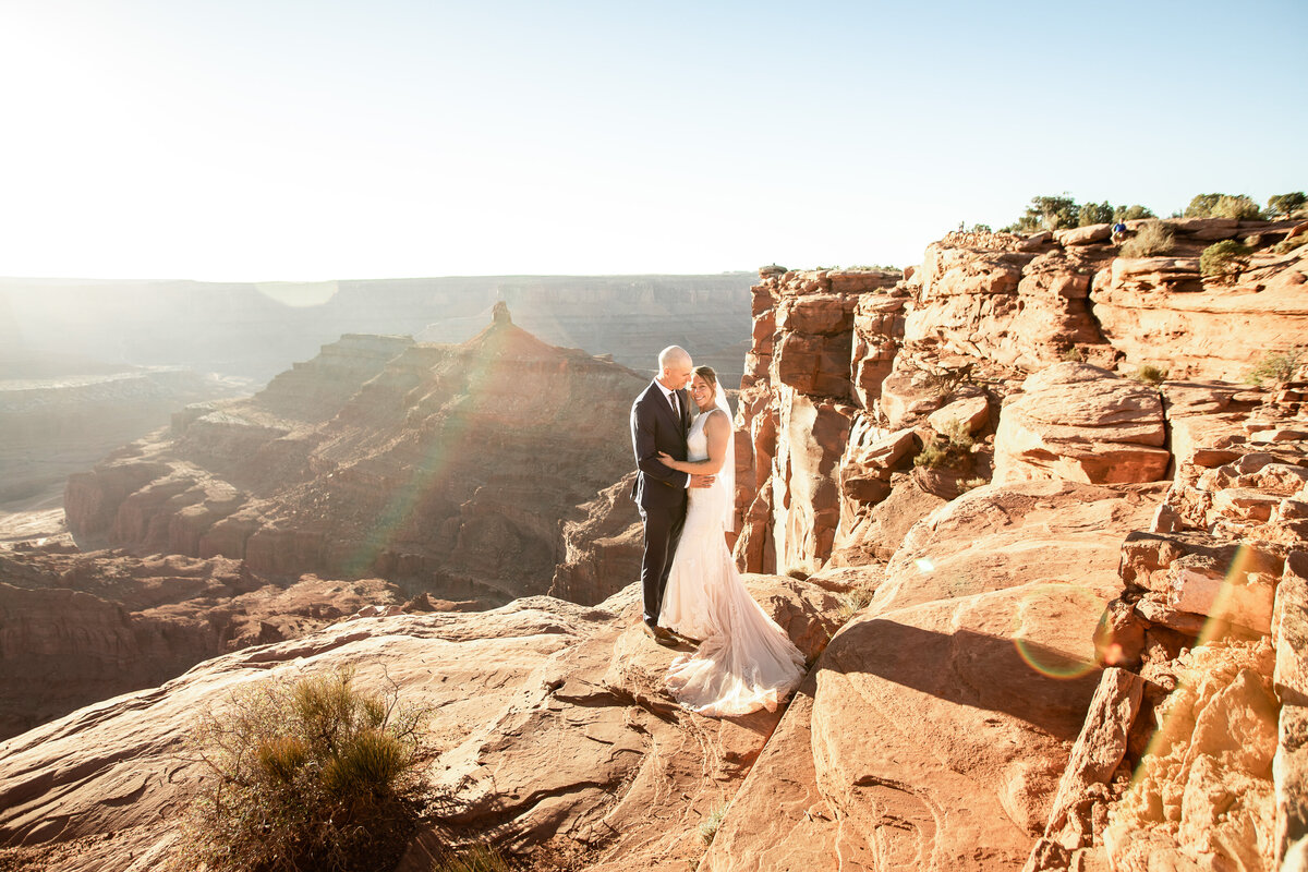 moab-dead-horse-point-adventure-elopement-wedding30