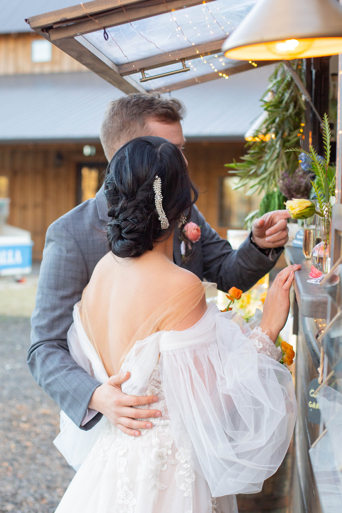 Fitzography_HiddenAcersBarn_StyledShoot_Pizza-75