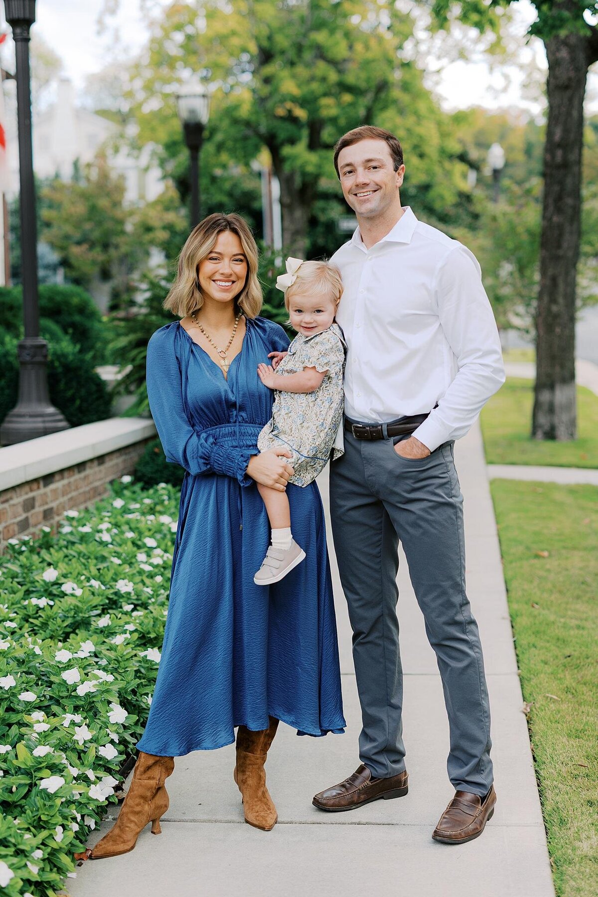 DowntownHuntsvilleFamilyPhotoSessionMadisonMartinPhotography_0003