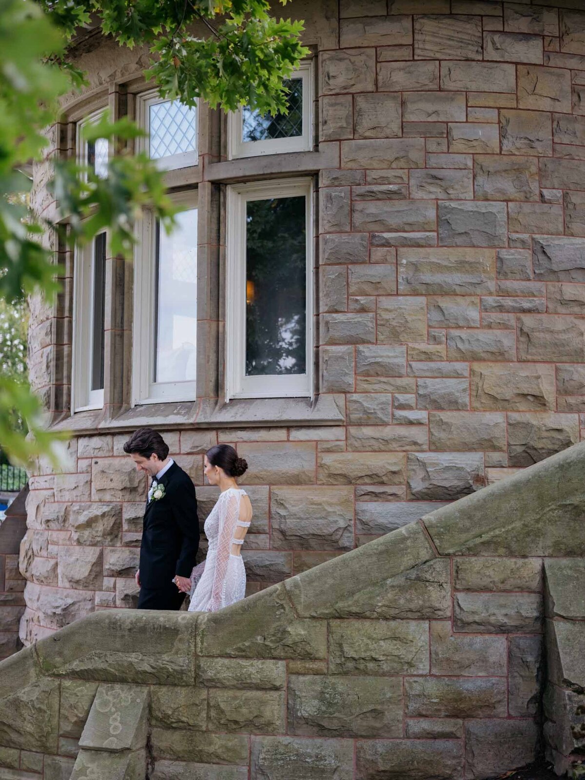Bride and groom portraits at Shoreby Club on Lake Erie