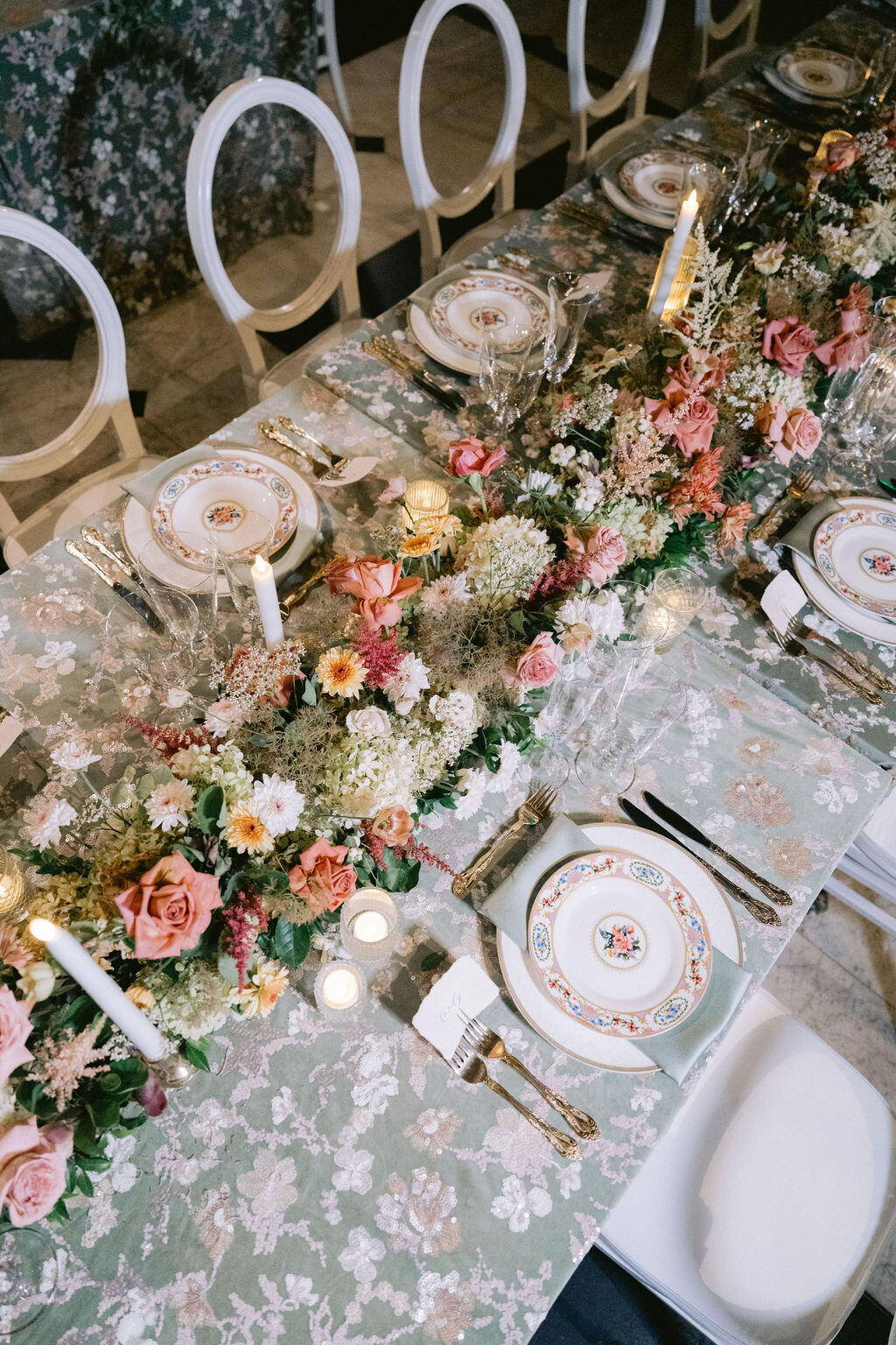 NikkiSanterre_EastCoastLuxuryWeddingPhotographer_PeabodyLibraryWeddingNouvelleEvents_Emily&Daniel-82