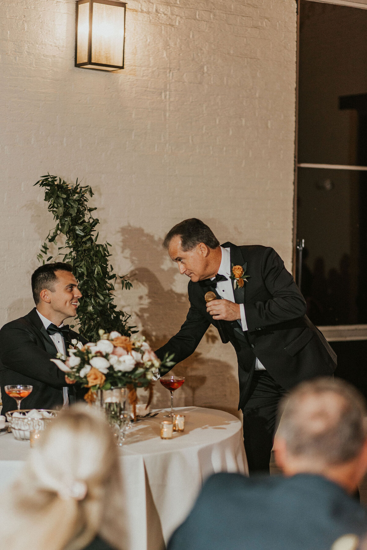 WELLING-FLORES.Wedding.EngineersClub-rcptn-89