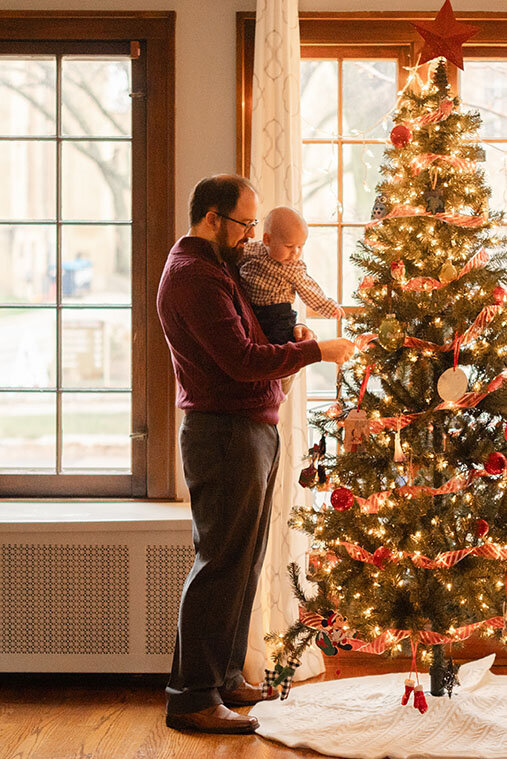 lkw-03-indoor-christmas-family-photos