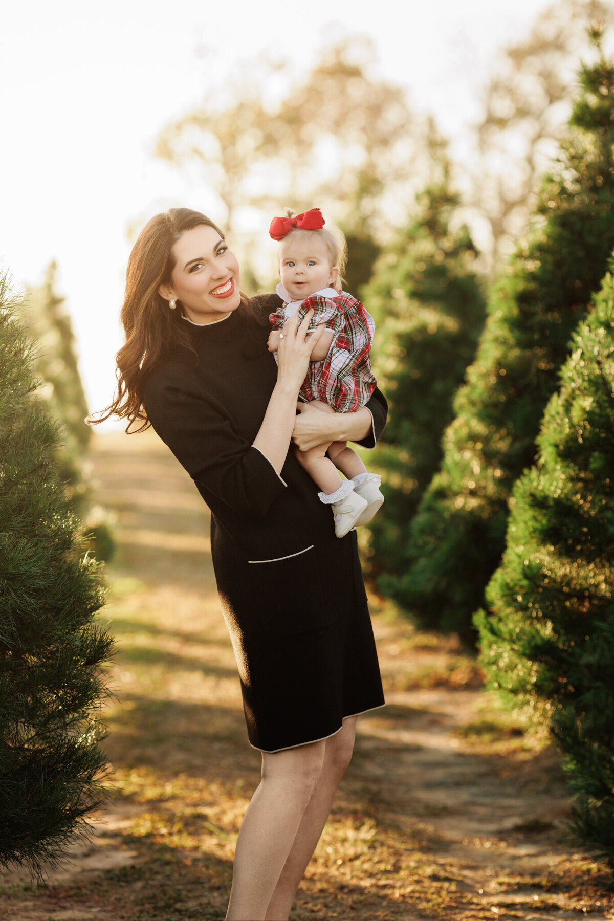 NWA family photographer, Northwest Arkansas best family photography, family portraits near me, professional family photos, family photography packages
