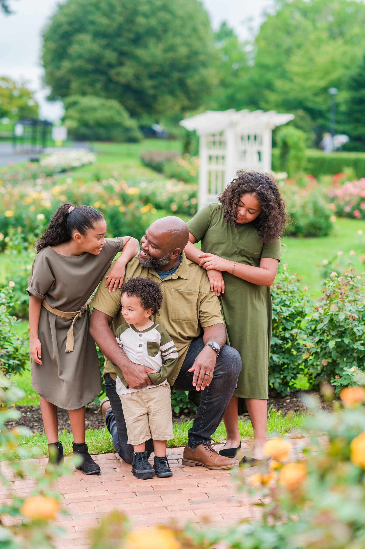 Hershey Gardens Family of 5