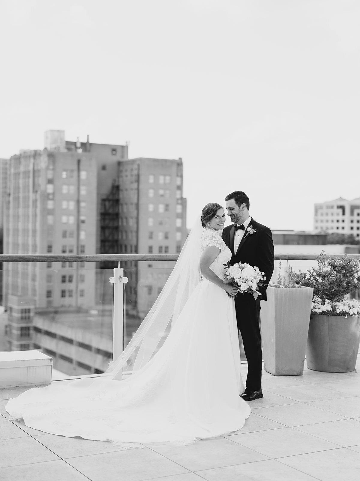 shea-gibson-mississippi-marriage-motherhood-photographer-leblanc-wedding-441