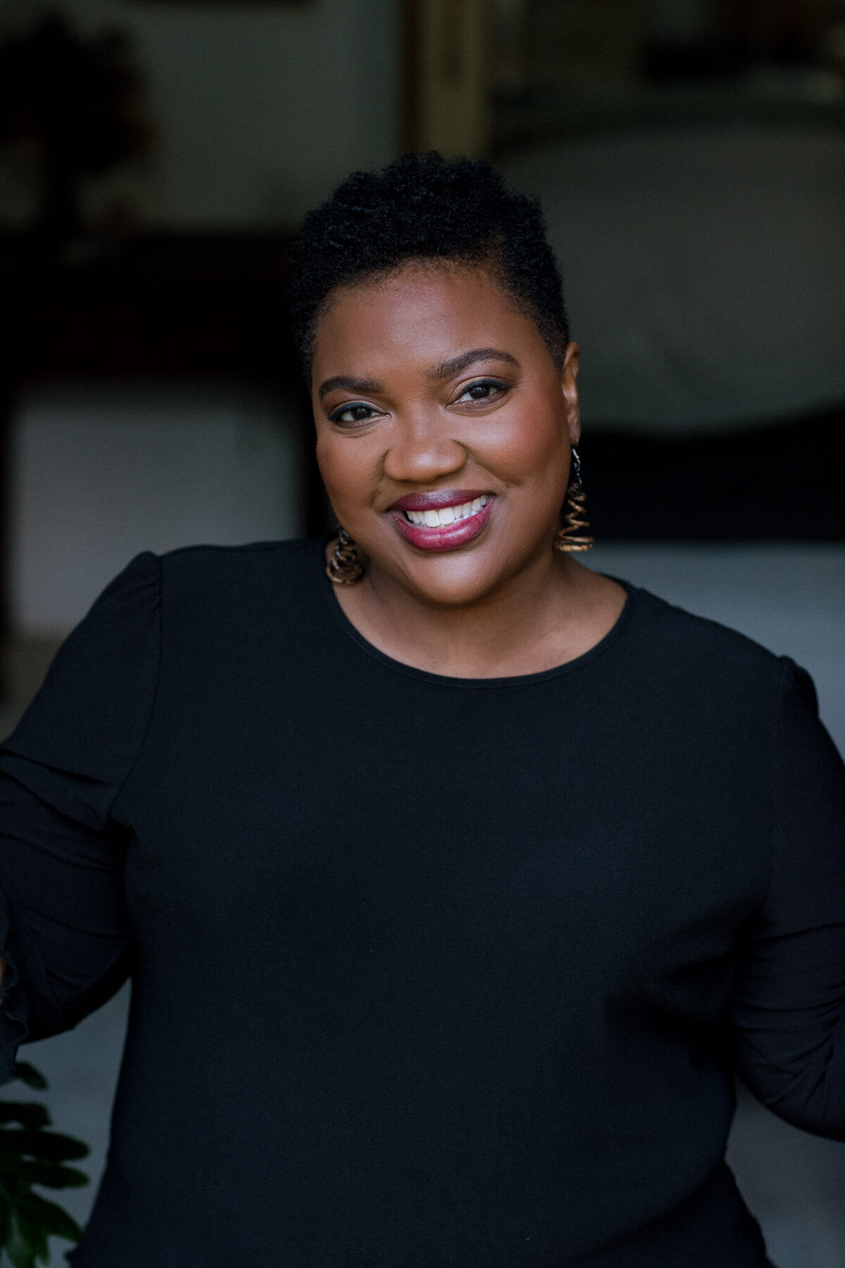 author portrait of jodi m savage