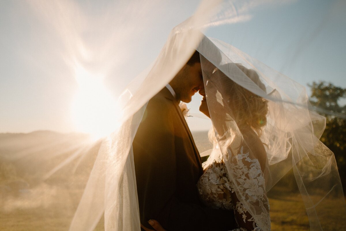 JulesWrennPhotography_Courtney_Jonathan_Wedding_Portraits_CampMundaVista-10