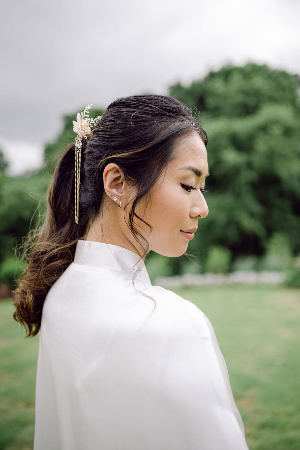 Soft Bridal Makeup by Mong Bui Photo by Peony Park 1