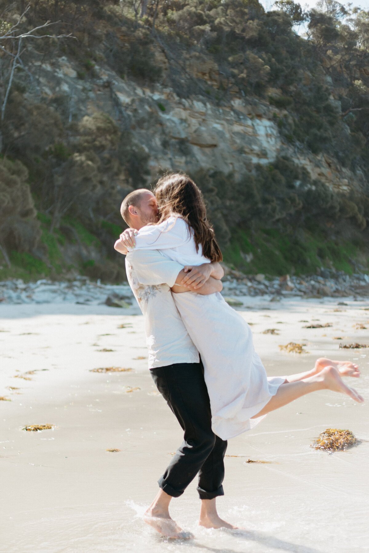 Tasmanian wedding photographer  Jen Tighe Photo