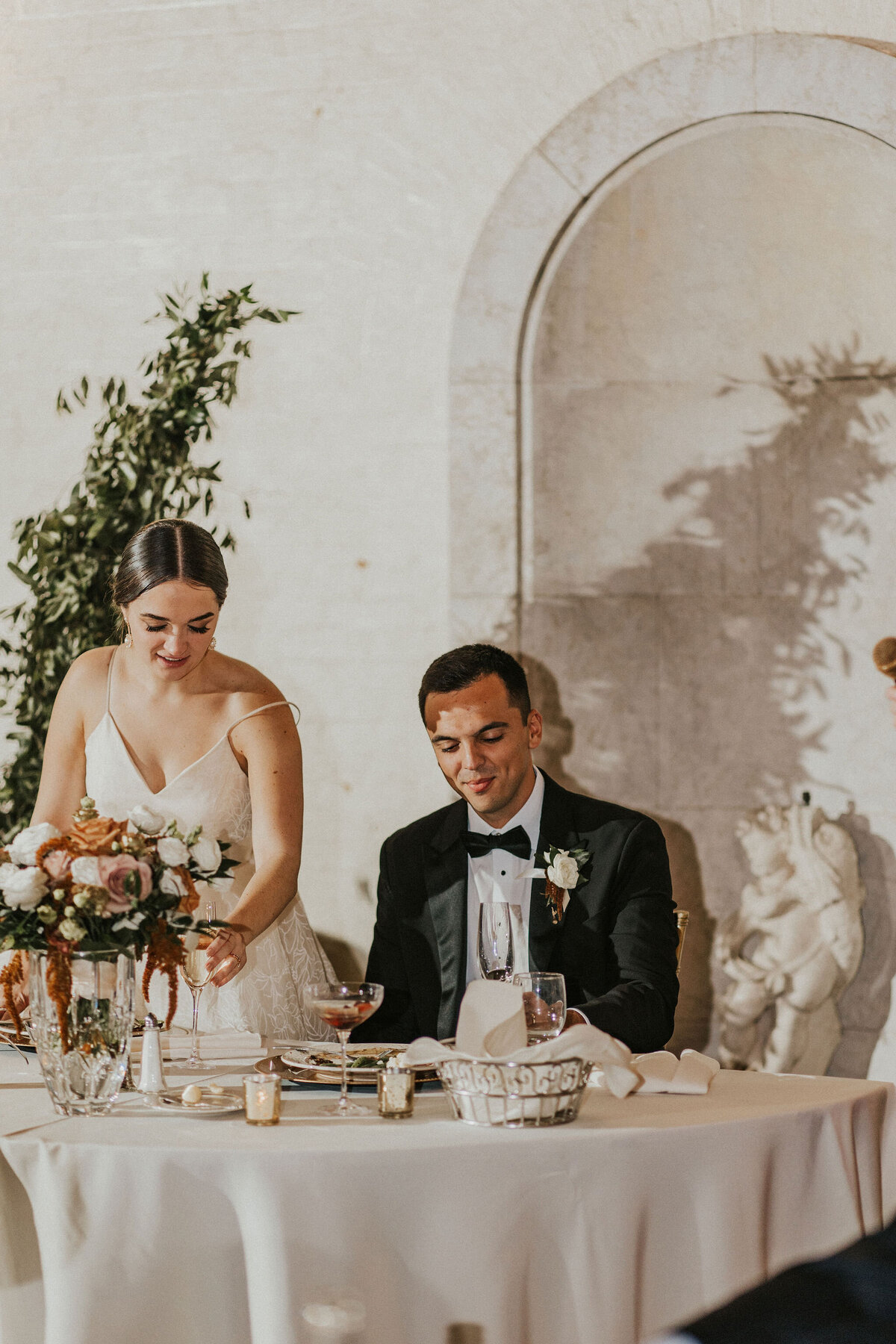 WELLING-FLORES.Wedding.EngineersClub-rcptn-144