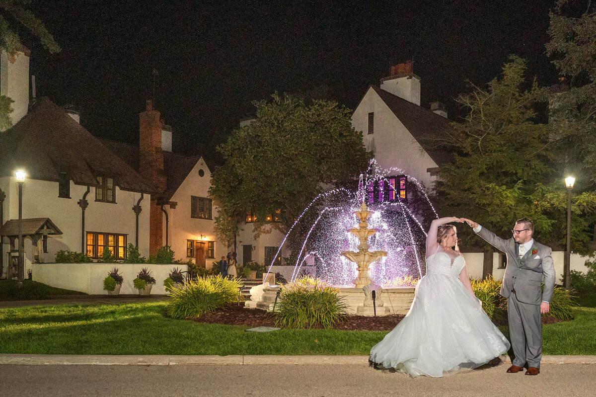 Wedding-Photographer-in-Michigan-213