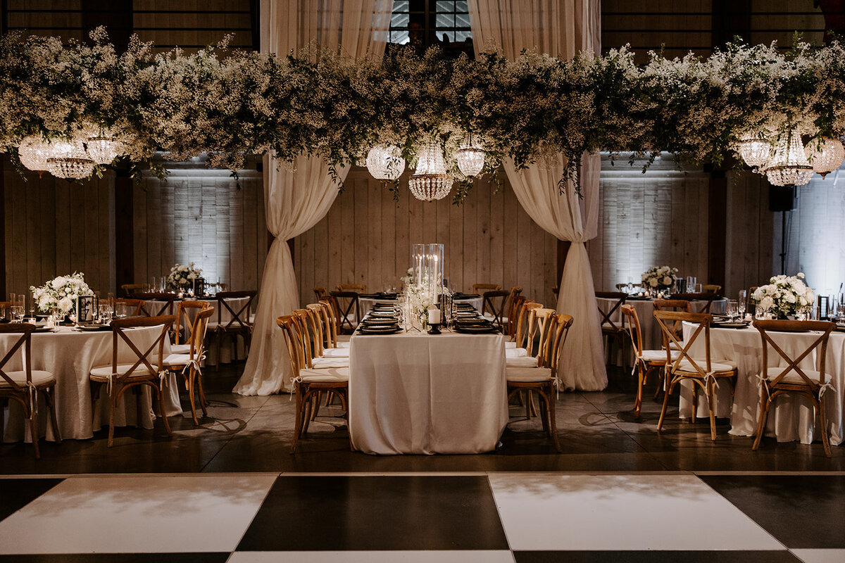 white-wedding-florals-00030