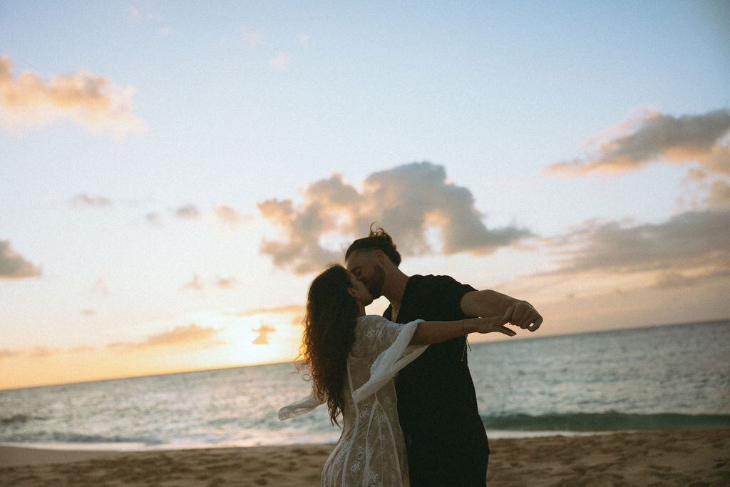 HAWAII-OAHU-ENGAGEMENTPHOTOS-CAMIPHOTOCO-DESTINATION-PHOTOGRAPHER-577