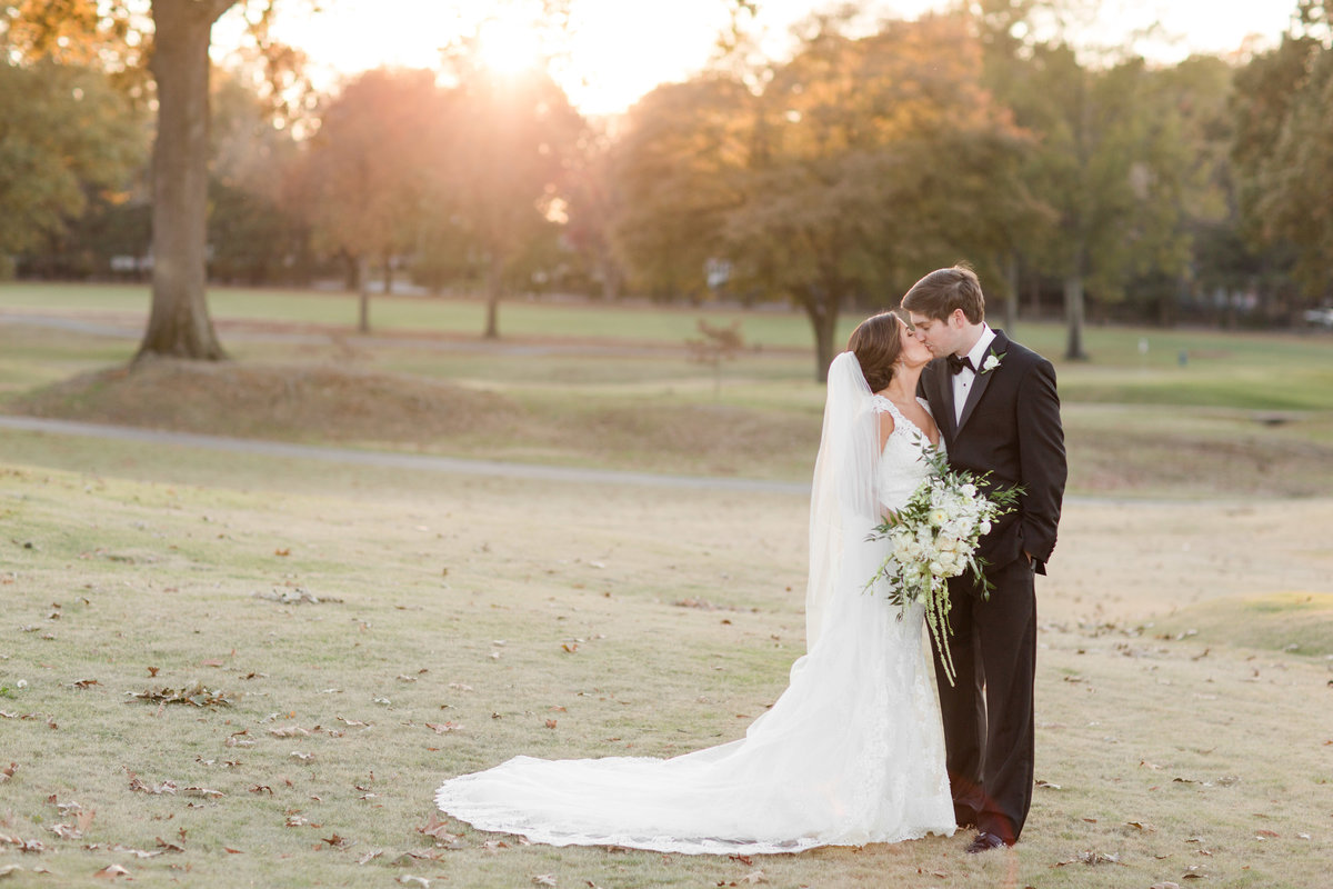 Memphis Wedding Photographer Chickasaw Country Club_033