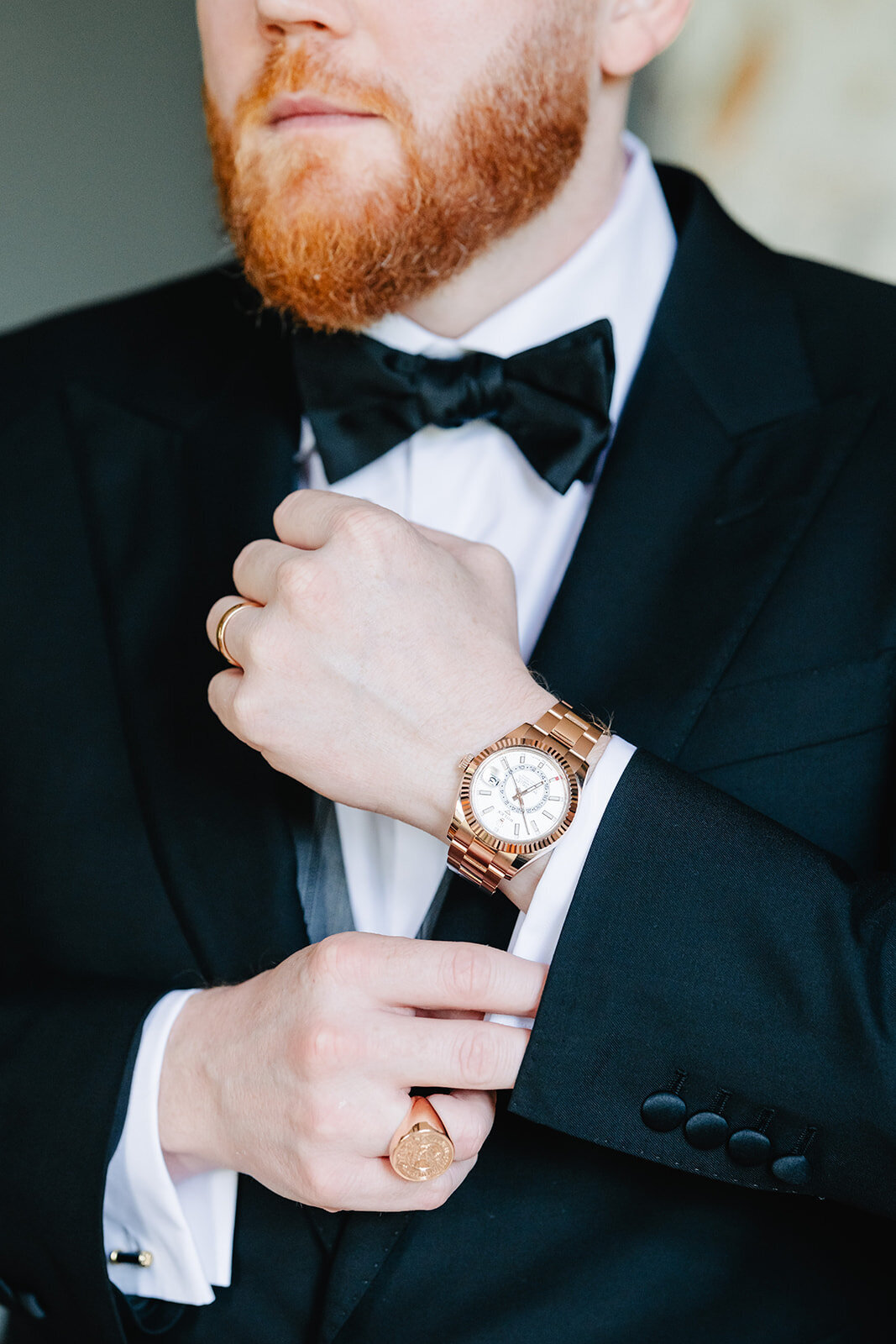 MorganeBallPhotography-Wedding-ChrisKim-ChateaudeVezins-Weddingday-01-GettingReadyChris-123-4885