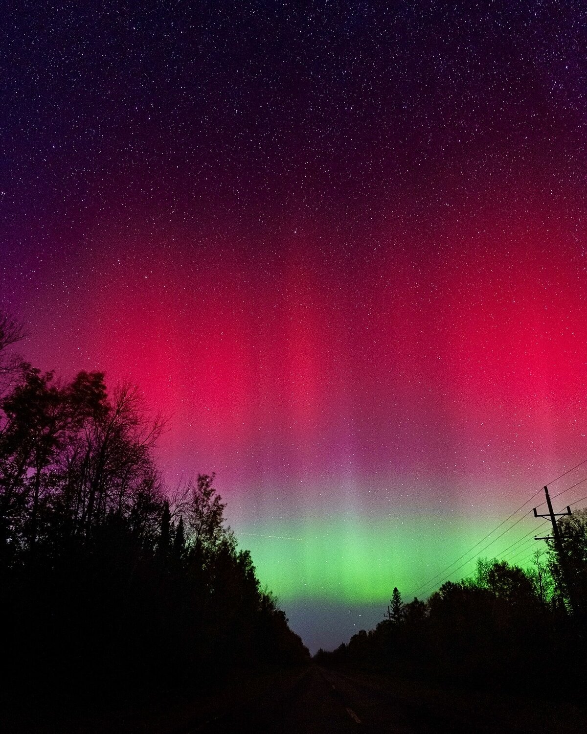 nothern-lights-red