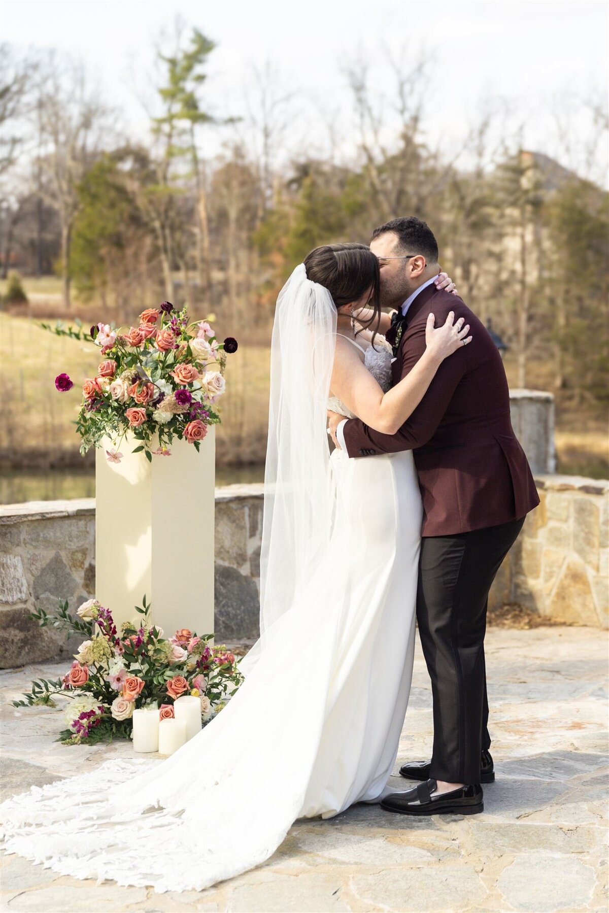 Rebecca & Mike_Sneak Peek-100CANON16_websize