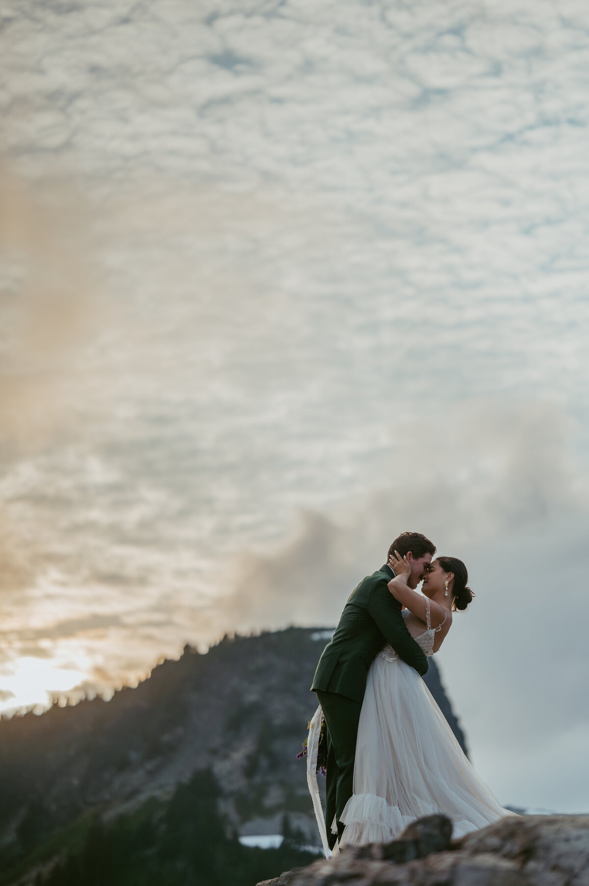 07-24_Brianna & Michael_Artist Point Elopement_PaytonRademacherPhoto-365