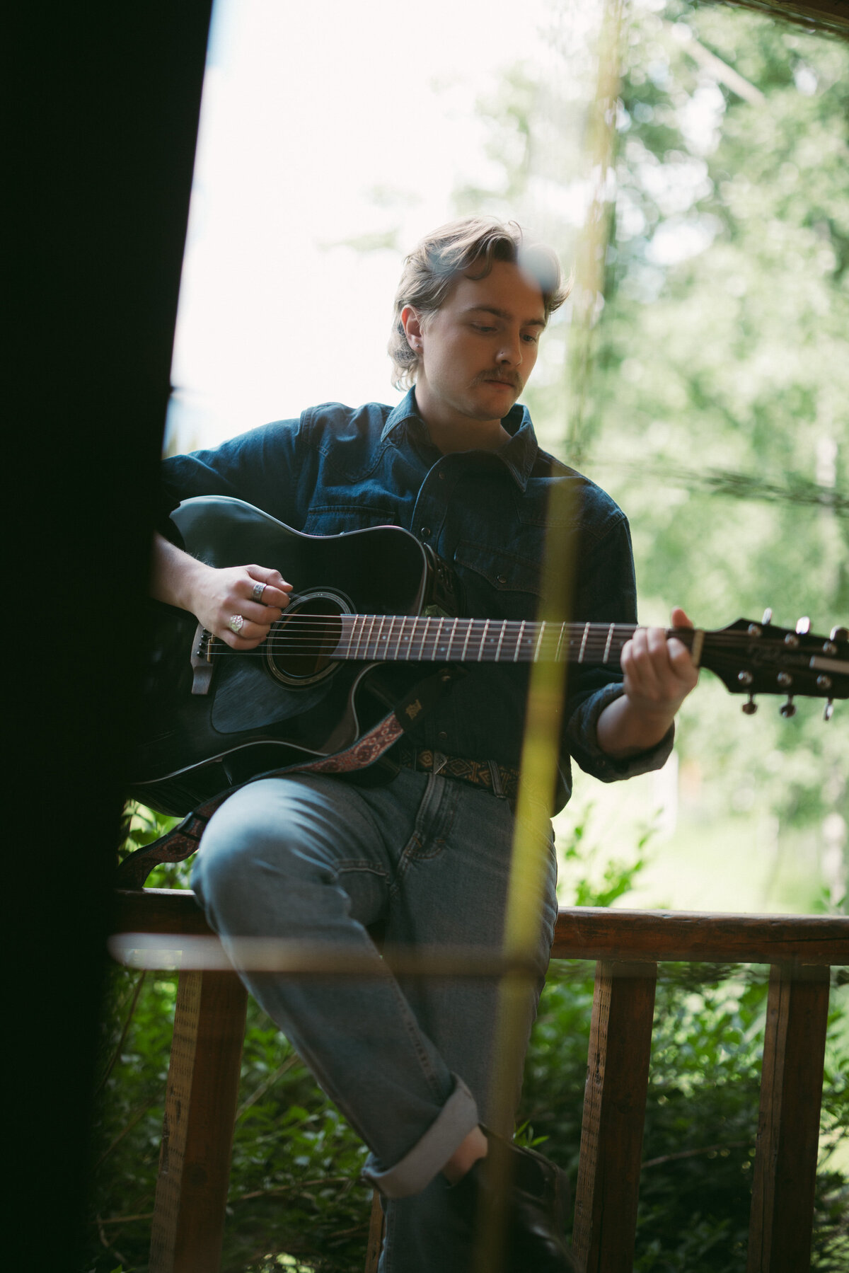 vpc-couples-vintage-cabin-shoot-61