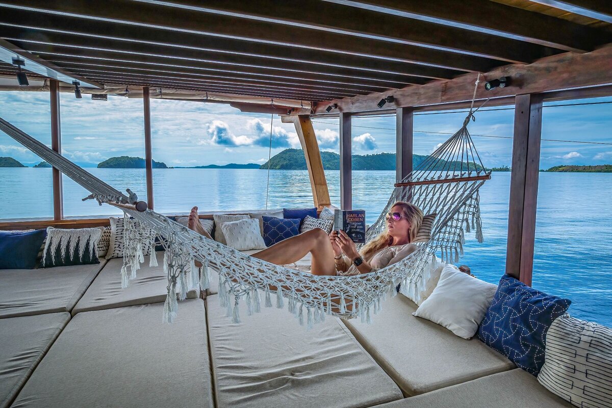 Luxury Yacht Charter Raja Ampat Majik Cruise (12)