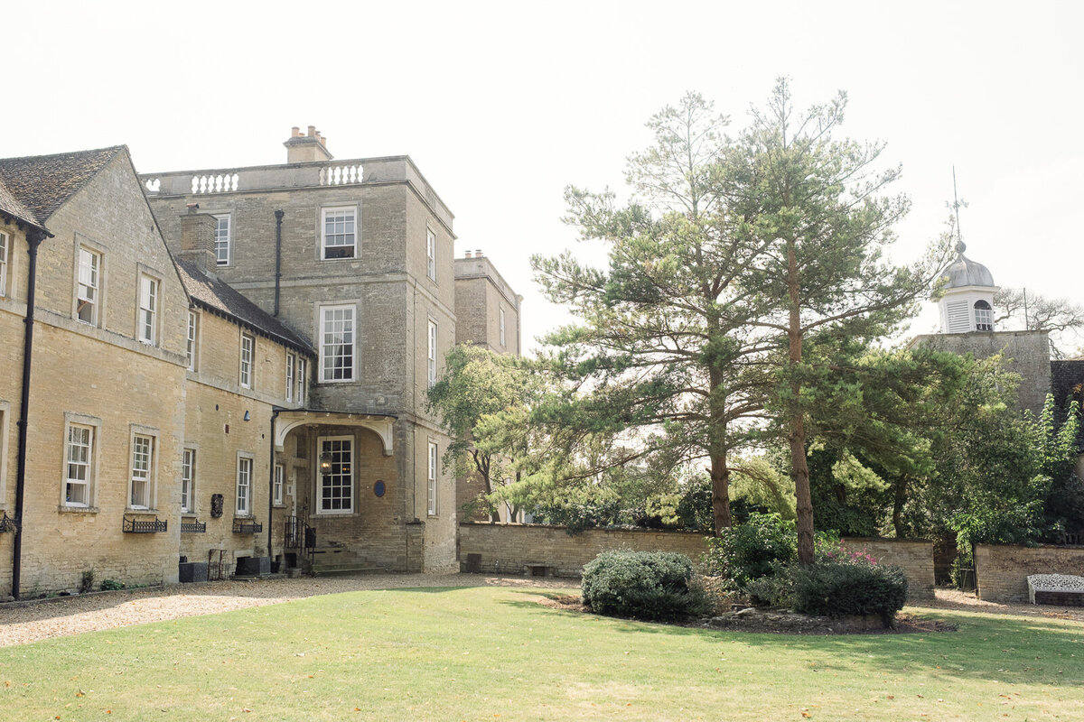 Elegant Wedding at Hinwick House, Northamptonshire - Destination Wedding Photography-19