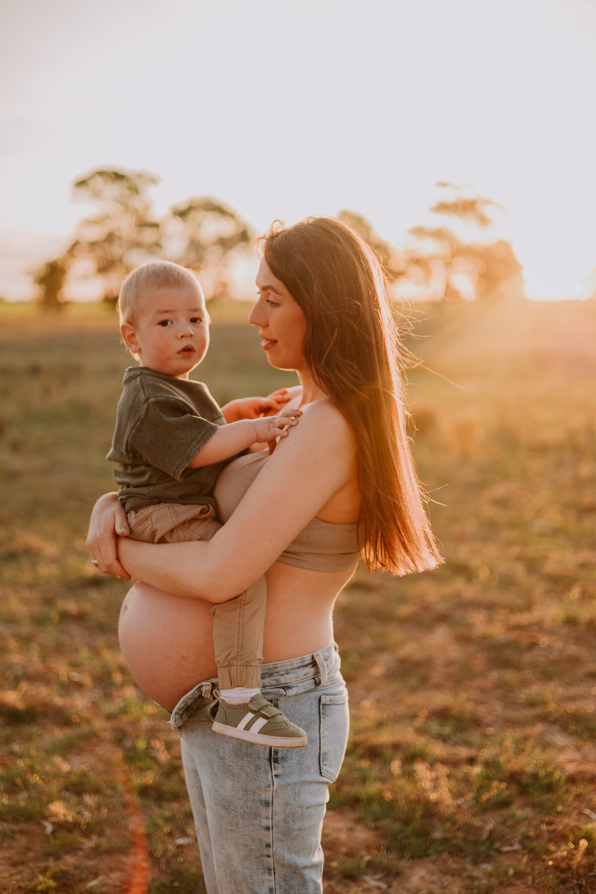 MATERNITY BUMP PHOTOGRAPHER FORBES FAMILY NSW 3