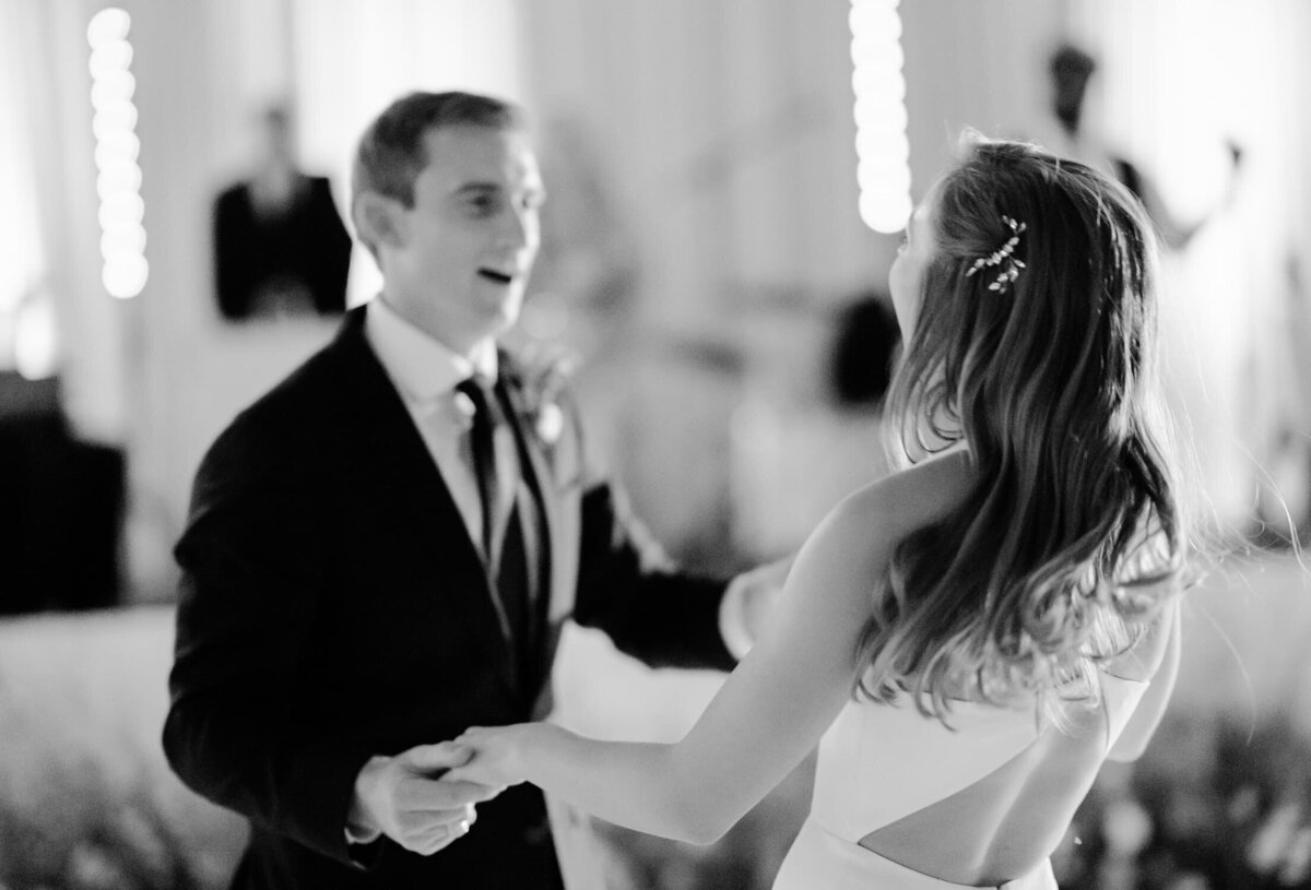 kendall-stephen-bw-theory-hill-country-wedding89