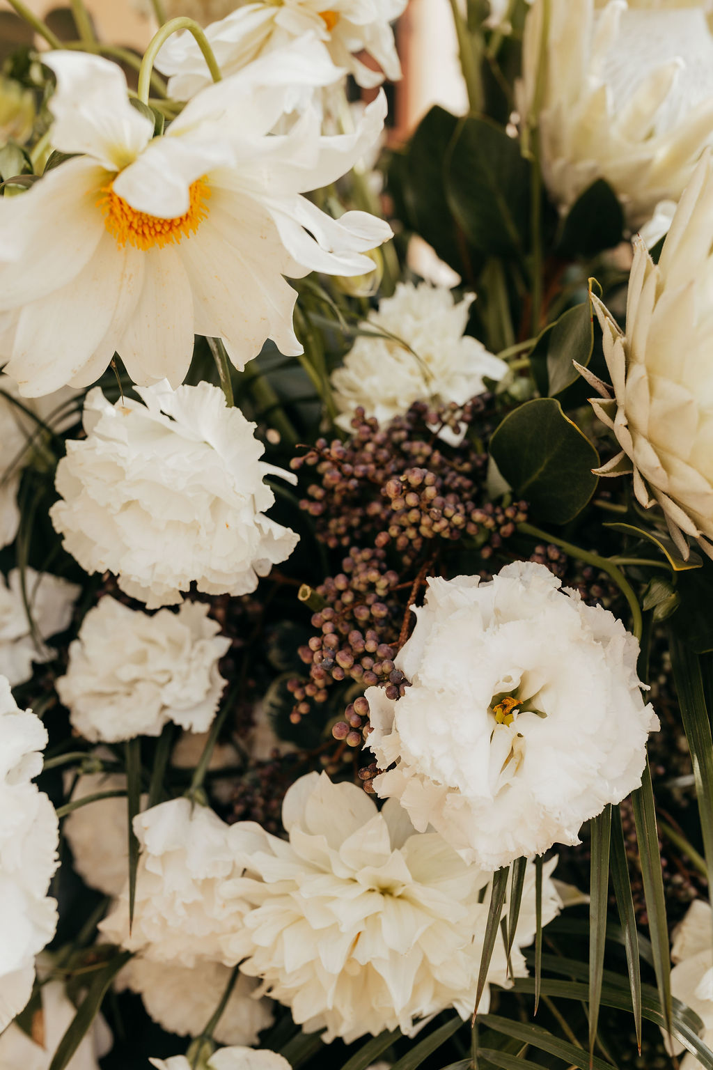 villa-la-joya-wedding-florist-TJ9A8962