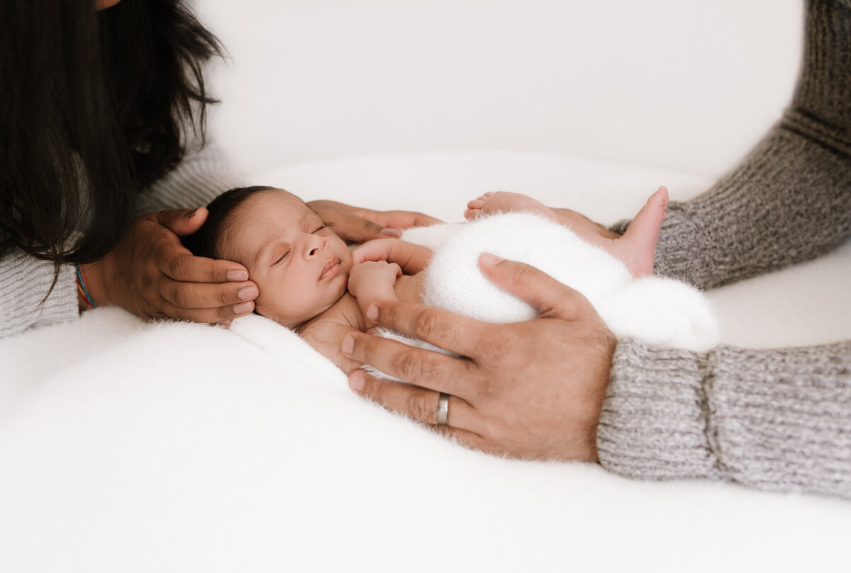 Newborn Photographer in Middlesex