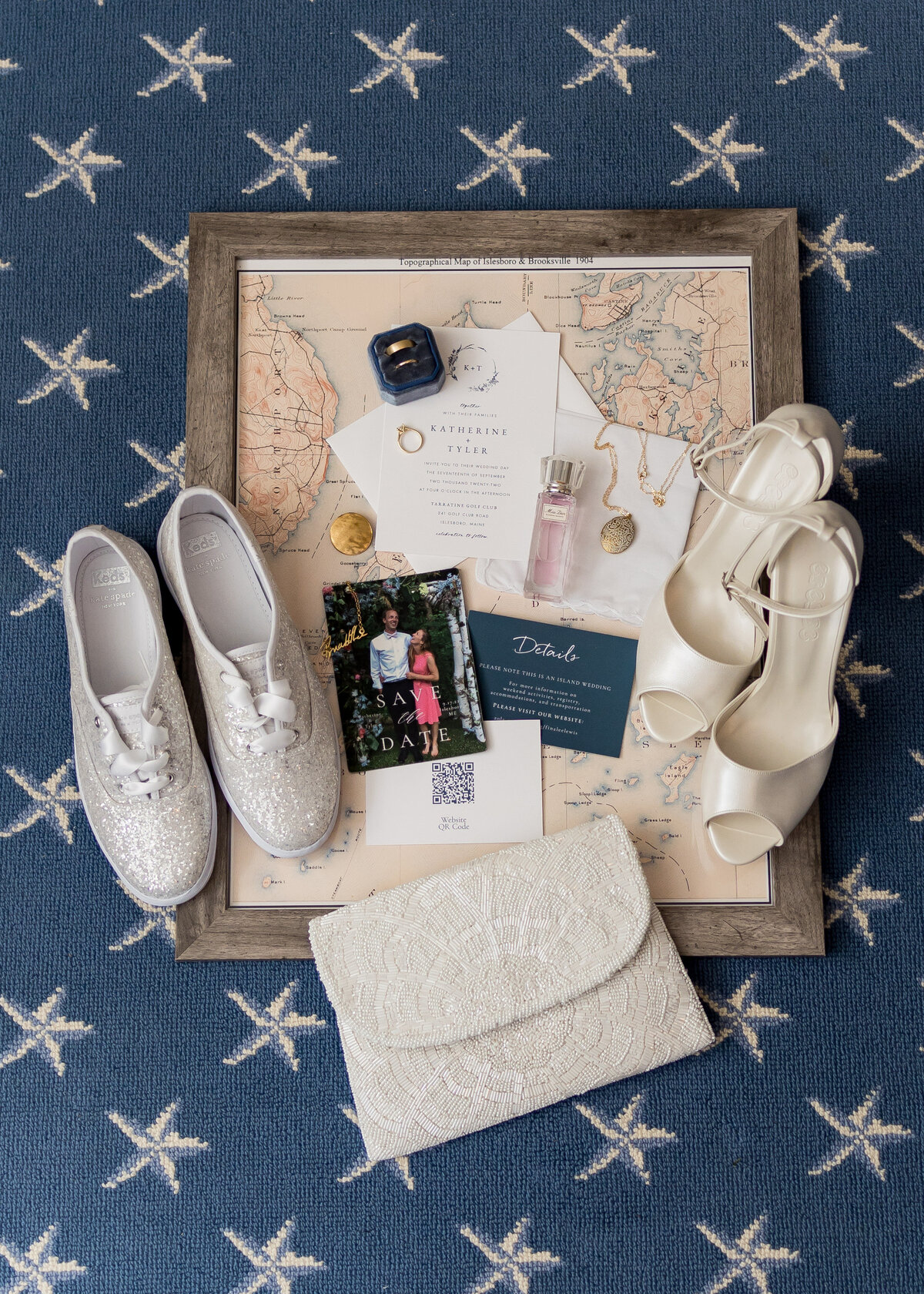 wedding invitation by enid arvelo
