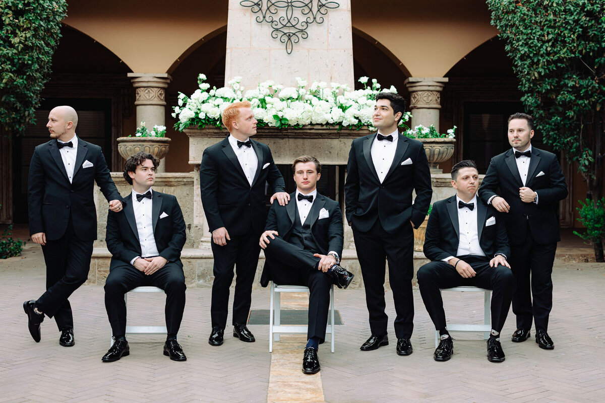 Phoenix wedding photography at Villa Siena courtyard and interiors