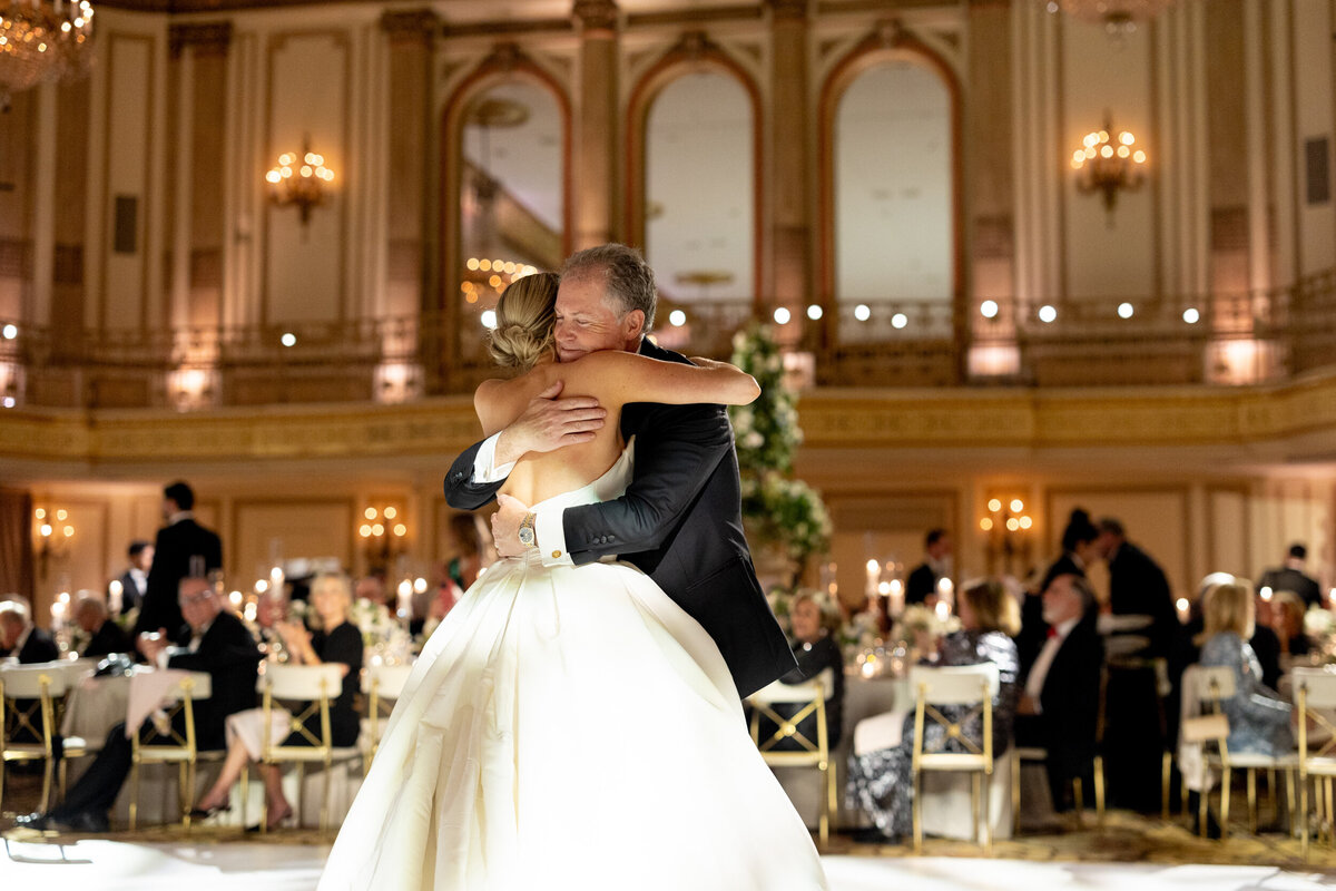 chicago-luxury-winter-wedding-at-old-st-pats-116
