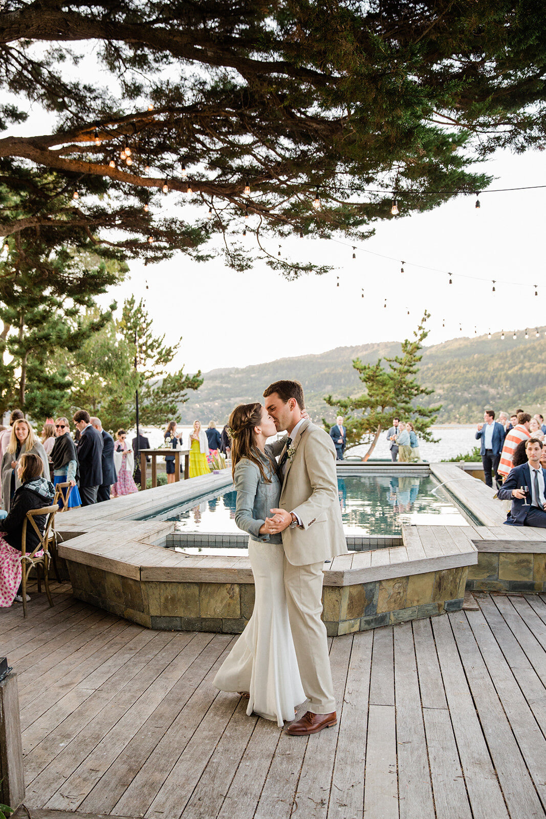 stinson-beach-backyard-wedding-planning-and-design-jacinda-weddings-and-events-38