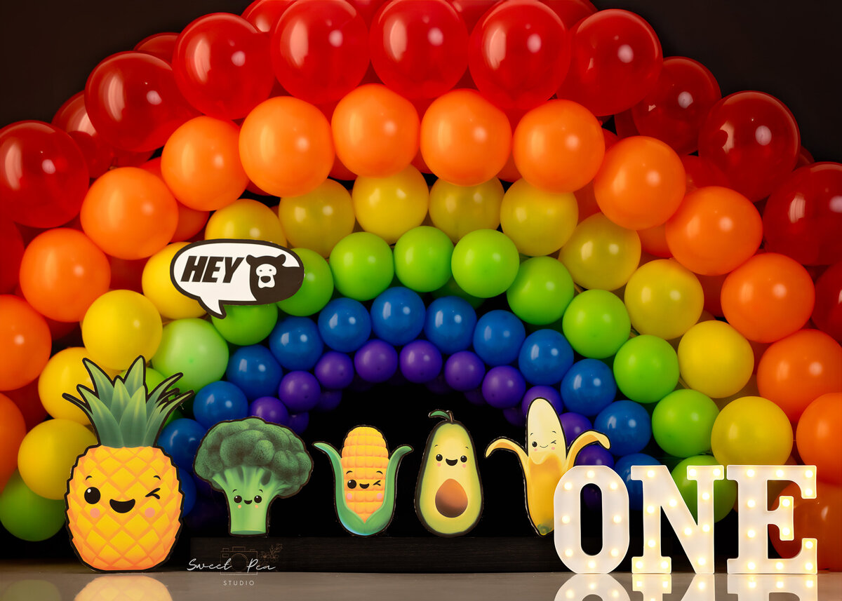 hey bear rainbow LOGO