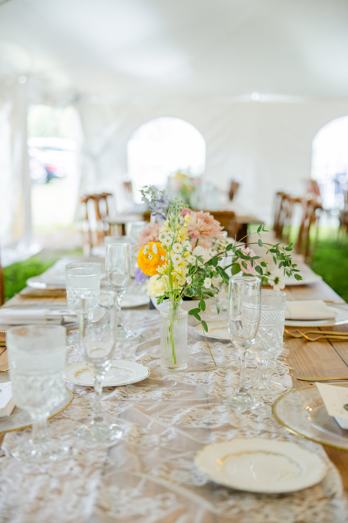 phelps-hathaway-house-organic-wedding-flowers-2