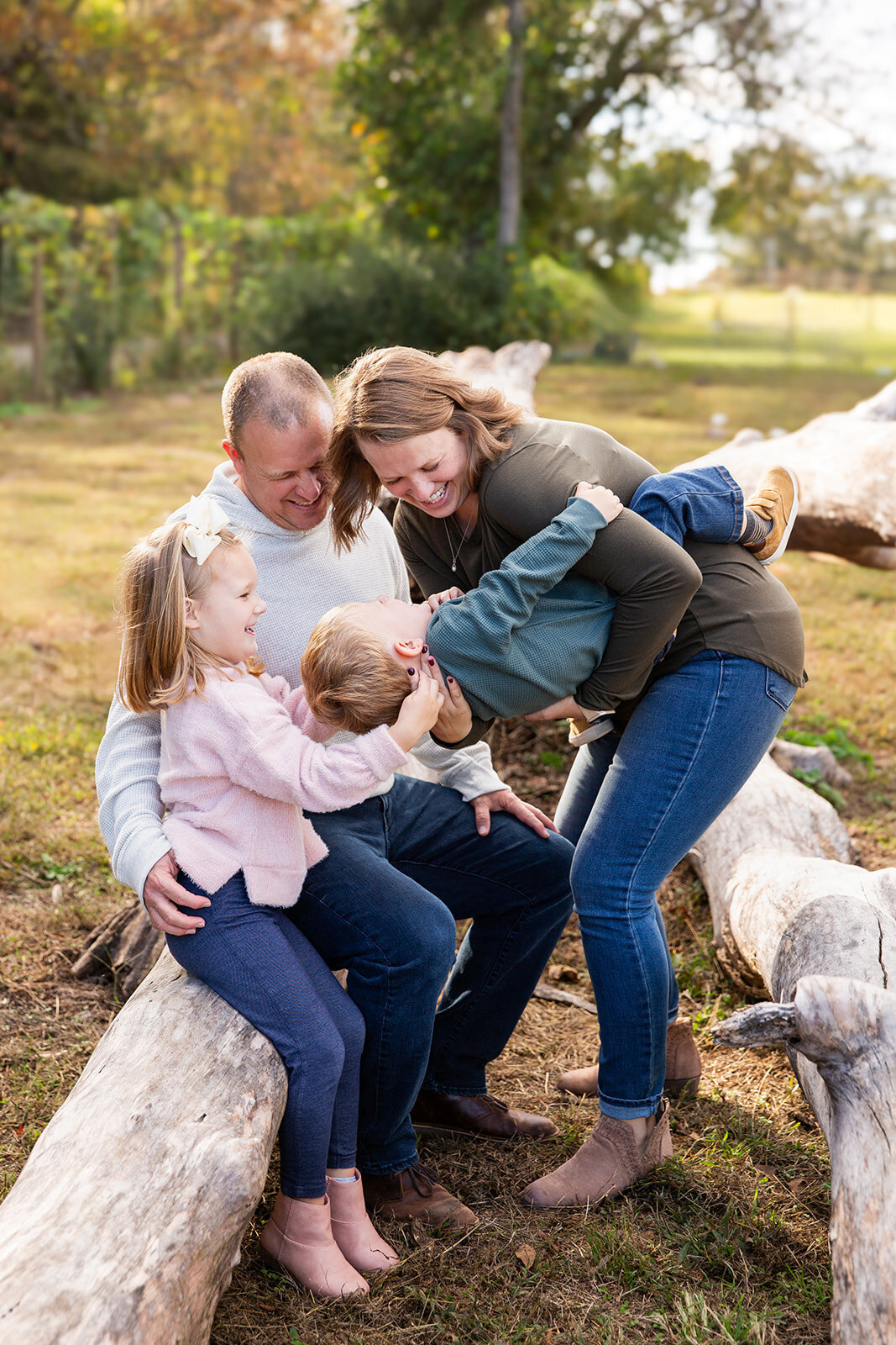 231028_BrackettFamily_47
