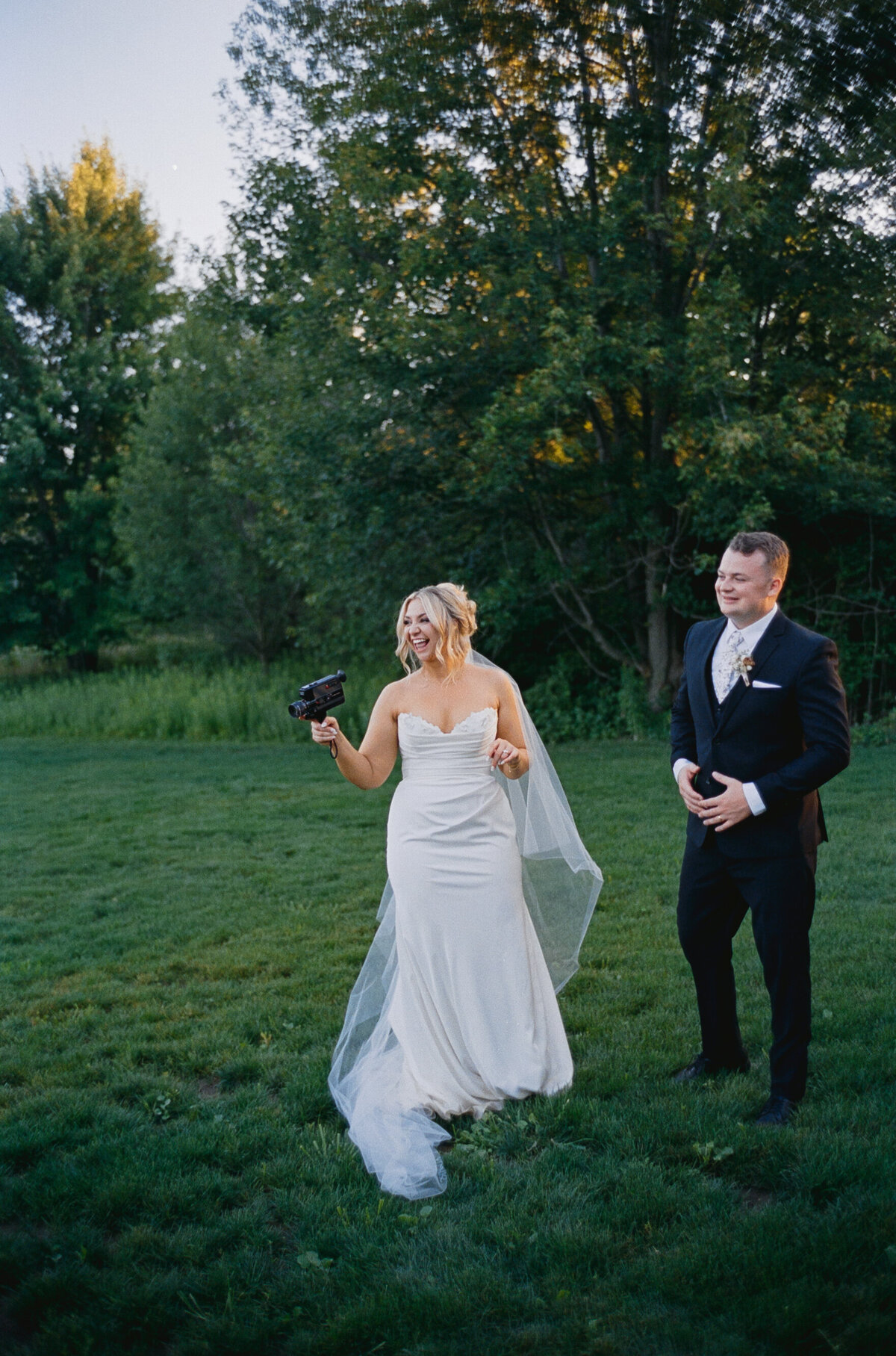 Venue-Bella-Giornata-Wedding-on-film-16